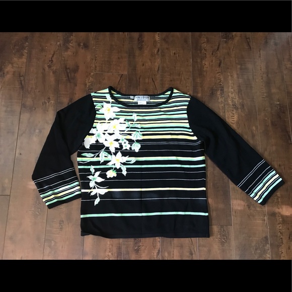 Nancy Bolen Top - Picture 2 of 6